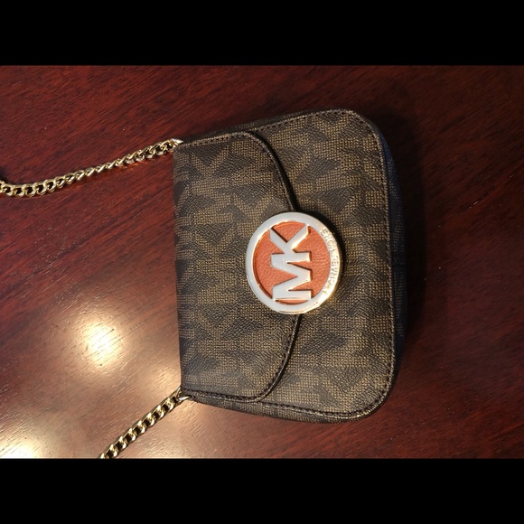 Michael Kors Handbag - Picture 1 of 8